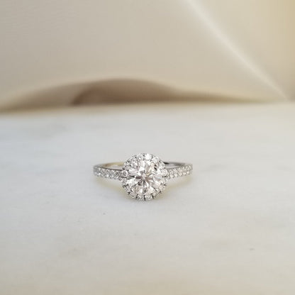 0.80 CT Round Halo CVD F/VS1 Diamond Engagement Ring